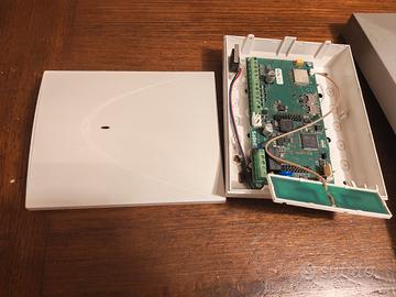 combinatore telefonico 46 Satel