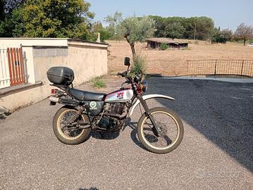 YAMAHA XT500
