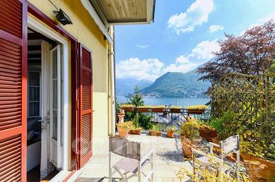 Appartamento di 200 m² con 5 locali a Moltrasio