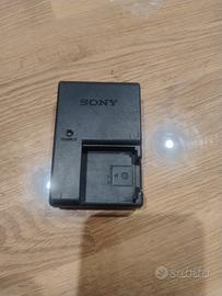 Caricabatterie Sony BC-CSGB