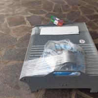 barbecue a gas con pietra lavica