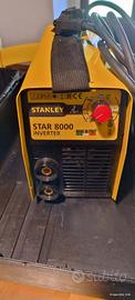 Saldatrice inverter e casco per saldatura STANLEY