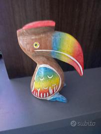Statuetta tucano in legno