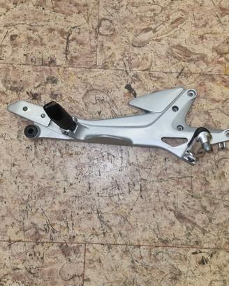 pedana destra honda cbf500