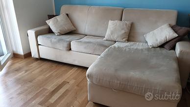  divano letto  e cassettone