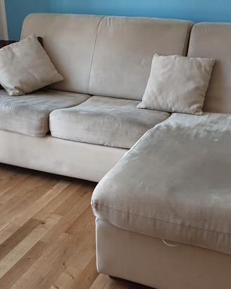  divano letto  e cassettone