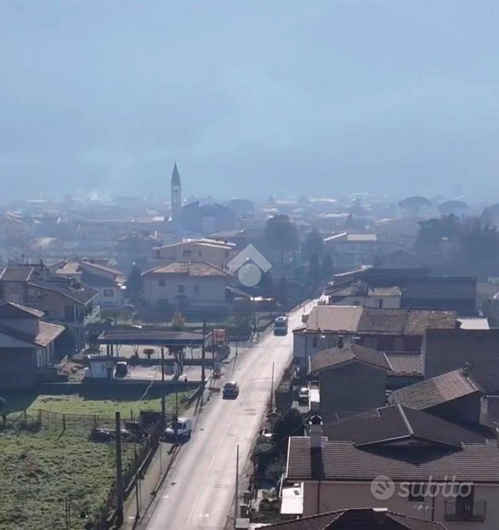 TER. RESIDENZIALE A CERVINARA - Vista 3
