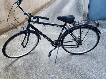 biciclette nera e grigia city style cruise 