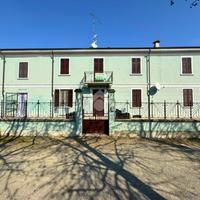 CASA SEMINDIPENDENTE A RONSECCO