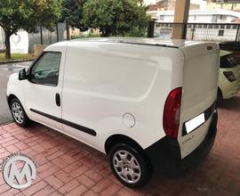 Fiat Doblo Doblò 1.4 T-Jet Natural Power PC-TN Car