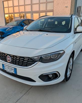 Fiat Tipo 1.3 Mjt S&S SW Lounge