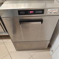 lavastoviglie Smeg professionale 