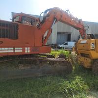 escavatore 245ql