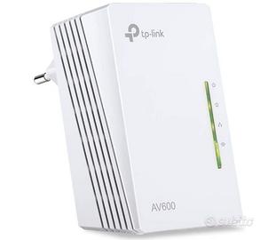 TP-Link TL-WPA4220 Powerline Wi-Fi AV600Mbps N300M