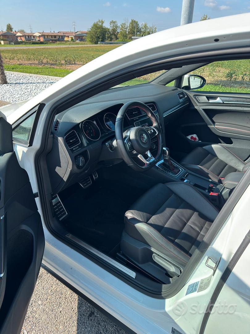 Volkswagen Golf 2015 photo 4