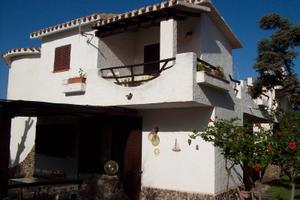 Villetta sotto torre