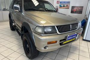 MITSUBISHI Pajero Sport Pajero Sport 3.0i V6 24...