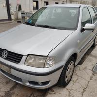 Volkswagen polo anno 2000 ricambi usati