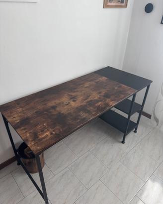 Scrivania in stile industriale 140x60