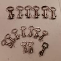 lotto 16 chiavi vintage