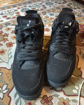 Nike Air Jordan 4 Retro "Black Cat".