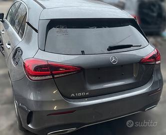 Mercedes Classe A Posteriore Completo
