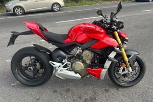 Ducati Streetfighter V4 S