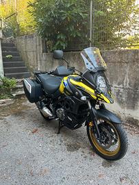 Suzuki v strom 650 xt 2021 