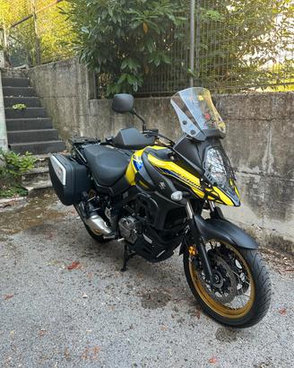 Suzuki v strom 650 xt 2021 