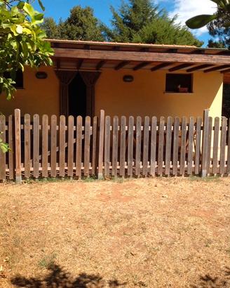 Annesso con terreno vicino a baratti