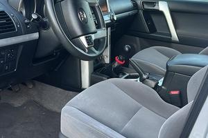 Toyota Land Cruiser KDJ 150 3 porte