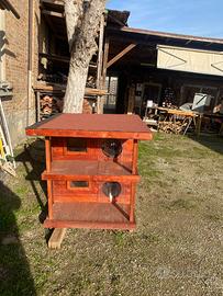 Cuccia in legno per 2 gatti