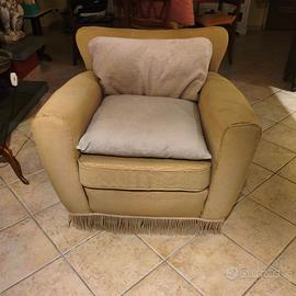 COPPIA DI POLTRONE VINTAGE IN TESSUTO BEIGE