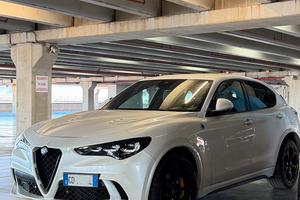 Alfa Romeo Stelvio Quadrifoglio 510cv