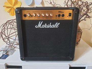 Amplificatore per chitarra Marshall MG 15CD 