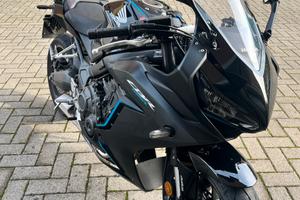 Honda CBR 650R come nuova