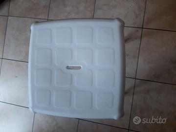 Sgabello per doccia