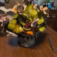 Vaso di fiori in ceramica di Capodimonte