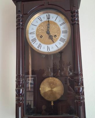 orologio a pendolo