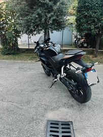 YAMAHA YZF-R125 2022