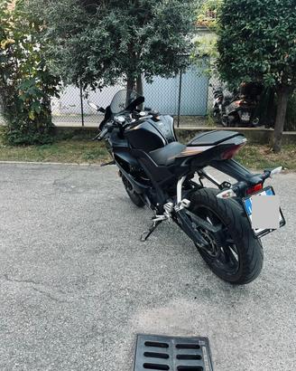 YAMAHA YZF-R125 2022