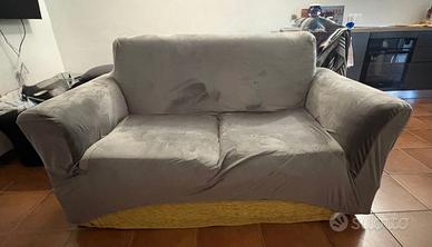 Divano 2 posti
