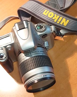 NIKON modello F55 REFLEX - Zoom Nikkor 28-80mm
