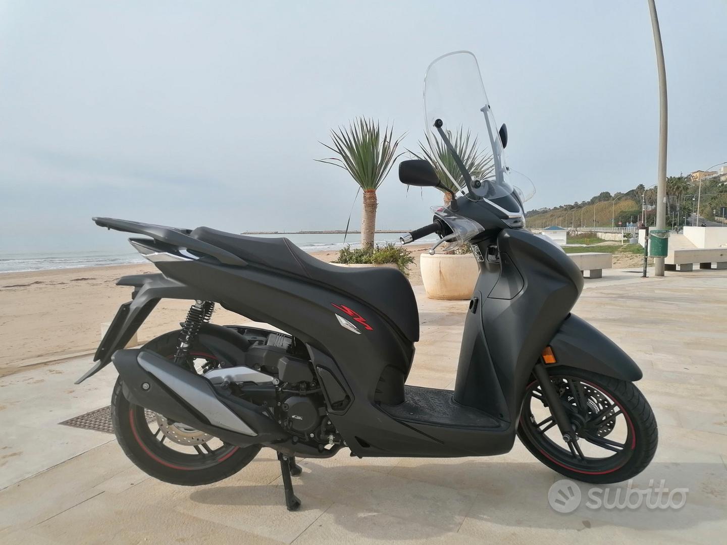 Honda Sh Mode 125 2022  concessionaria Honda a Genova