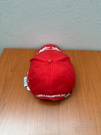 Cappellino Ferrari