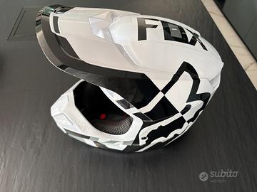 Casco FOX V1