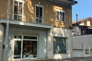 Immobile di 104 m² con 2 locali a Udine