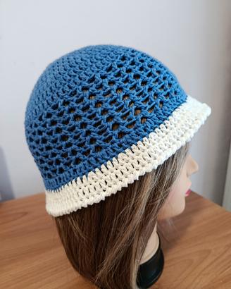 CAPPELLO DONNA ESTIVO FATTO A MANO ALL'UNCINETTO 
