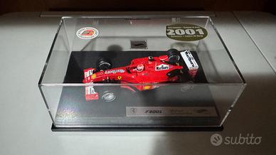 Ferrari F-2001 M. Schumacher Hot Wheels Racing 1:4