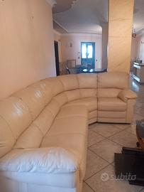 Divano in pelle 